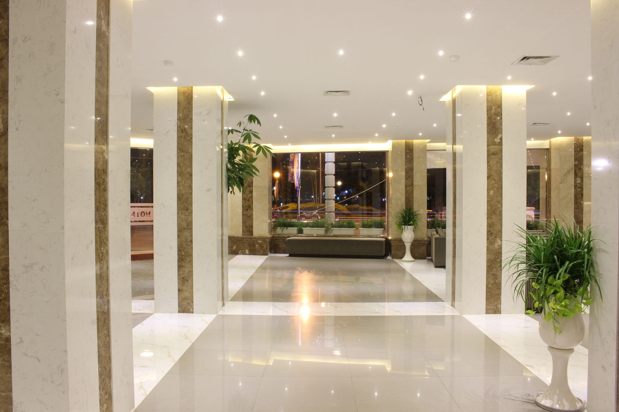 International Hotel Кантхо Экстерьер фото