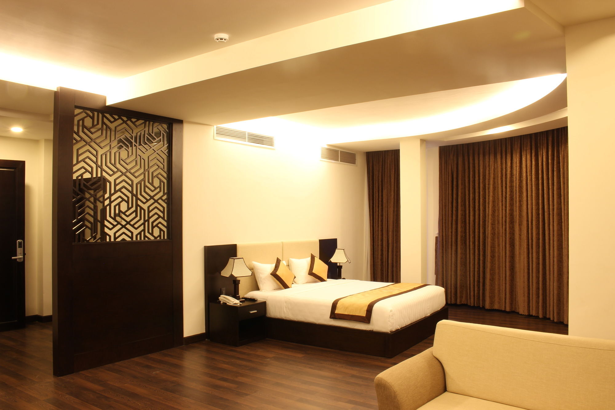 International Hotel Кантхо Экстерьер фото